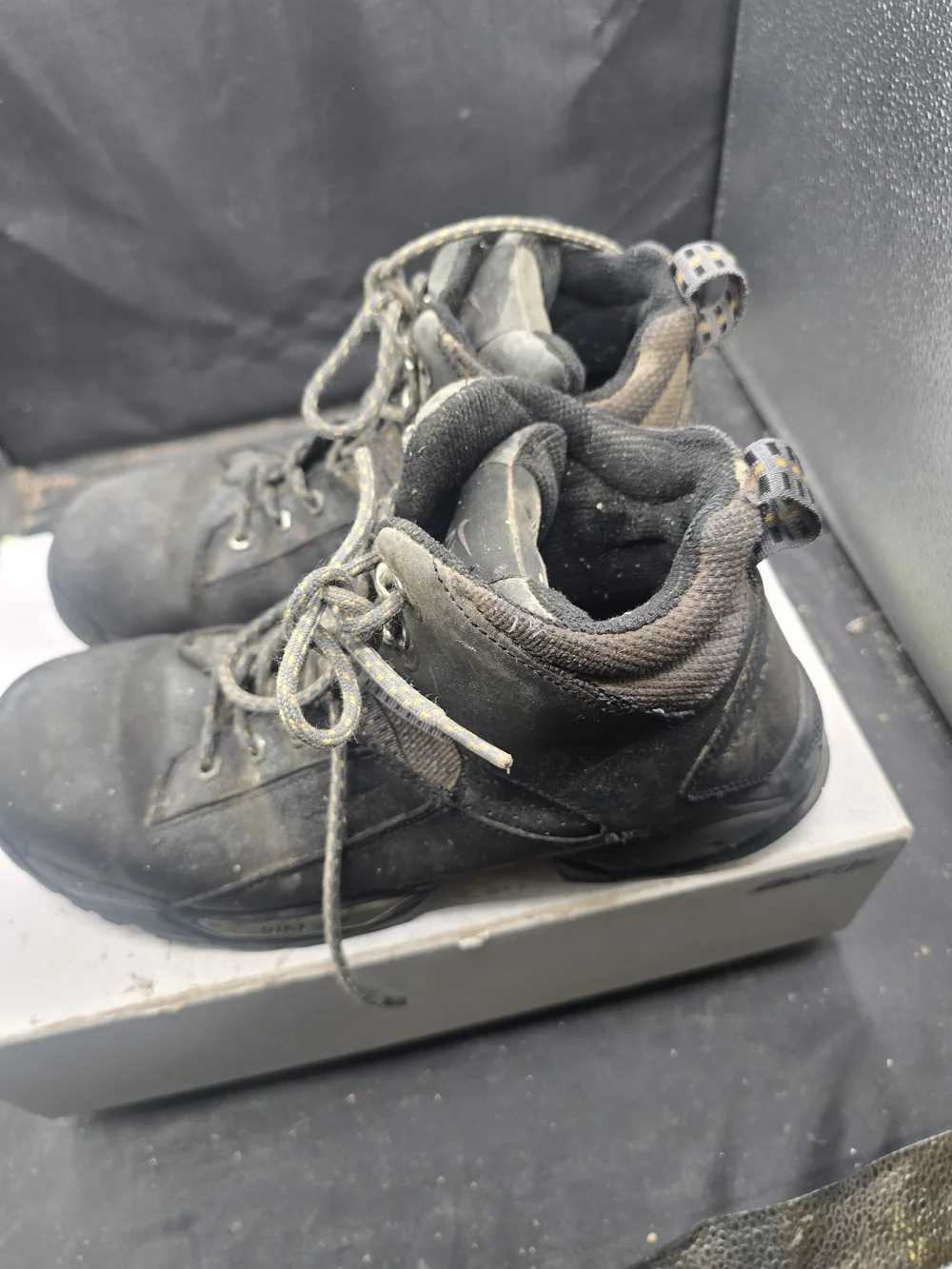 Nike Black Lace-Up Work Boots with Padded Tongue